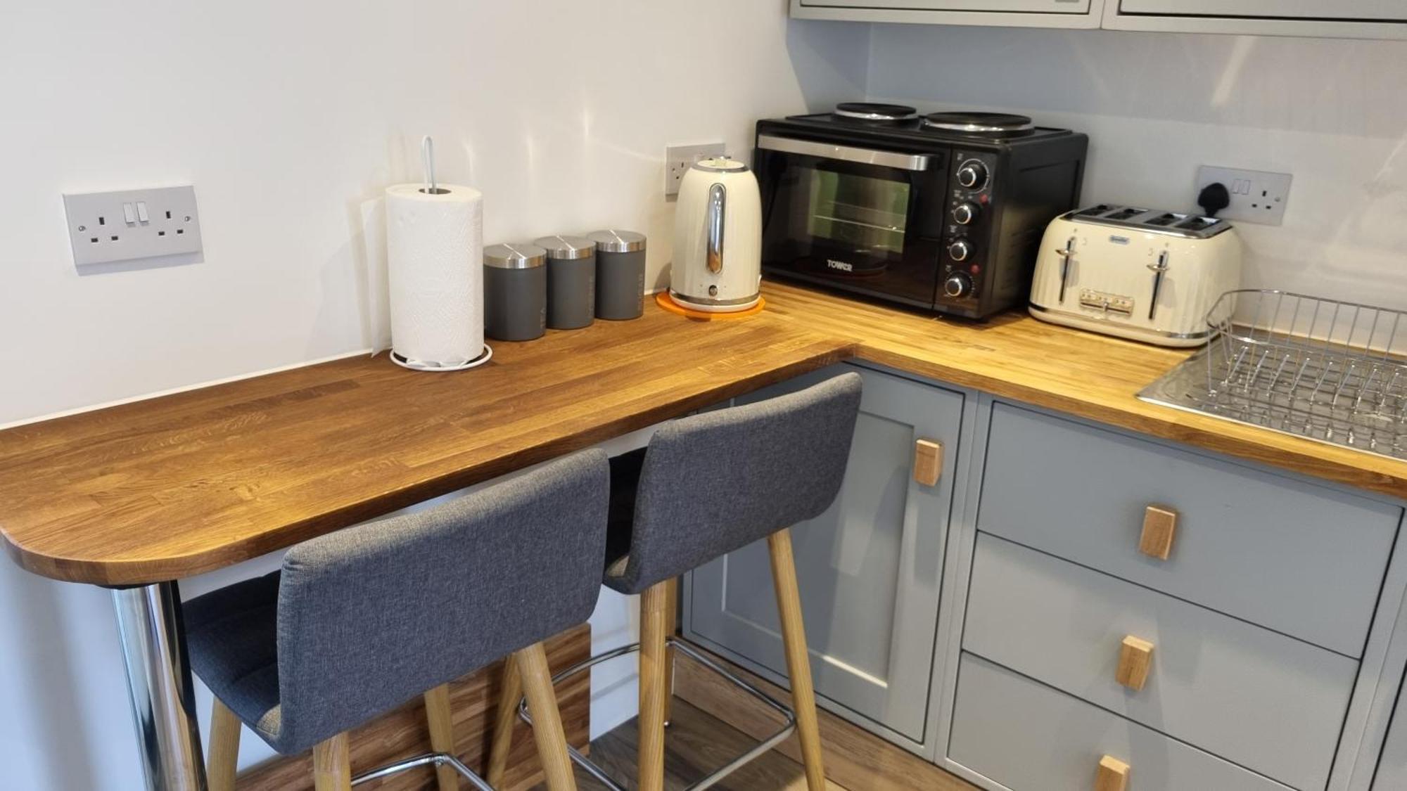 Self-Contained Annex, With Parking. Apartment Sittingbourne Bagian luar foto