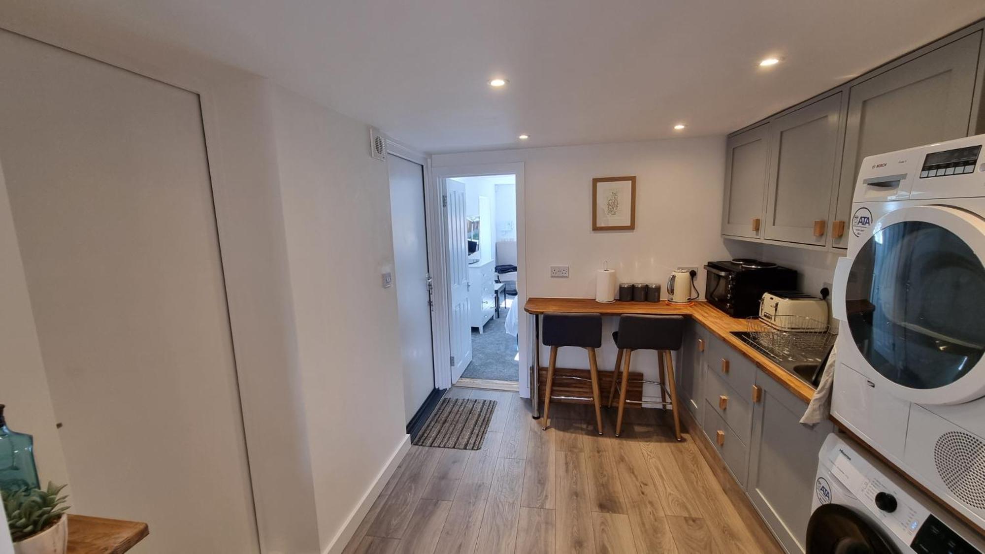 Self-Contained Annex, With Parking. Apartment Sittingbourne Bagian luar foto